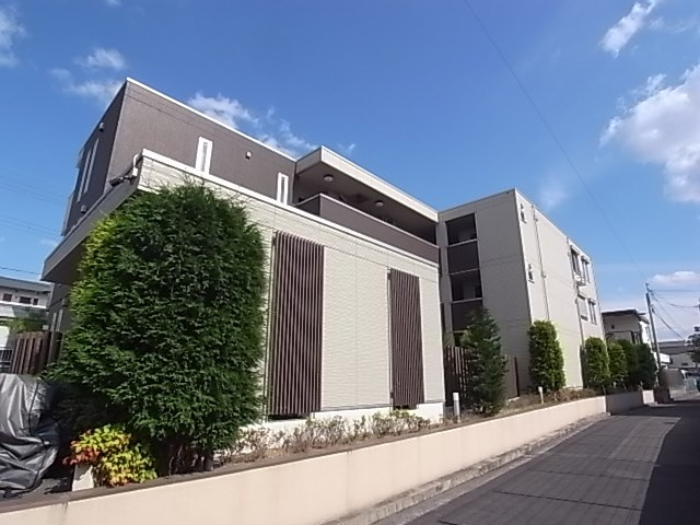 Crestia 東園田の外観