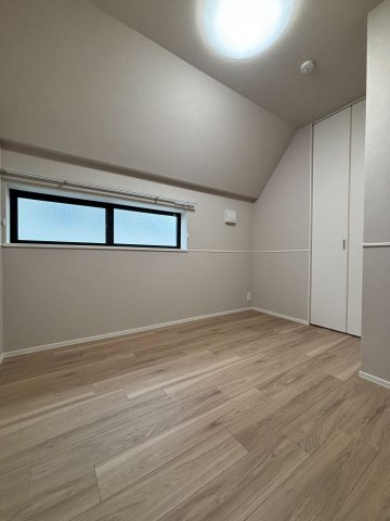 エルズプラス上北沢の洋室|この建物のエネルギー削減率です