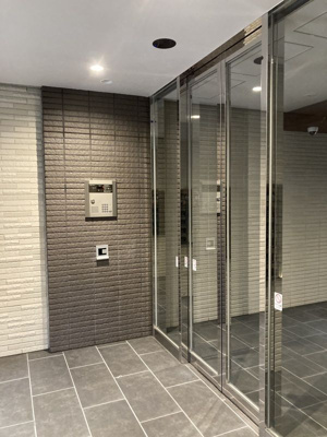 【エントランス】 | Portside Urban Residence