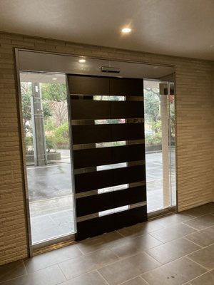【ロビー】 | Portside Urban Residence