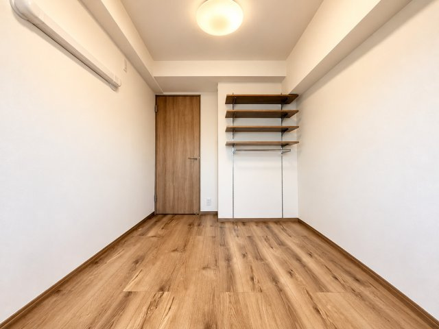扶桑ハイツ南太田の洋室|住まう方のライフスタイルに寄り添う、使い勝手の良い居室設計が魅力です。