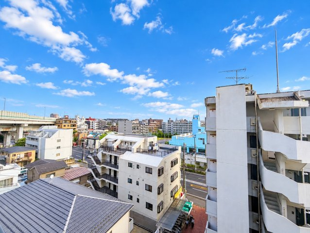 扶桑ハイツ南太田の展望|穏やかな街並みを望む落ち着いた景色が、日常を心地よく彩ります。