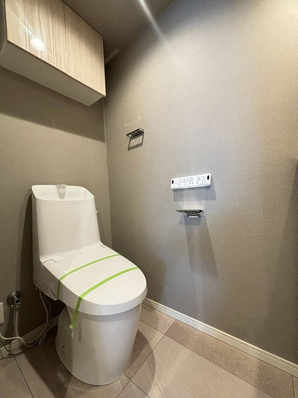 ファミール南青山ブランカのトイレ|ファミール南青山ブランカ：ウォシュレット機能付きトイレです！
