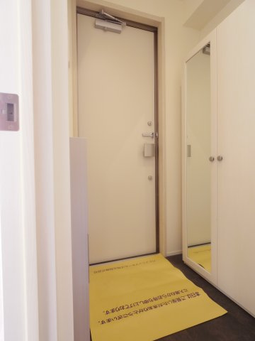 メゾンフェリーチェの玄関