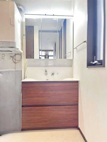 筑紫野市大字筑紫　中古戸建の独立洗面台