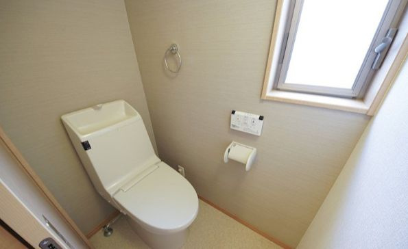 CIK24のトイレ|落ち着いたトイレです