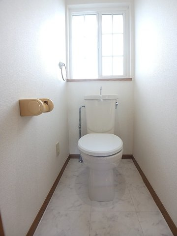 小郡市三沢のアパートのトイレ|トイレです