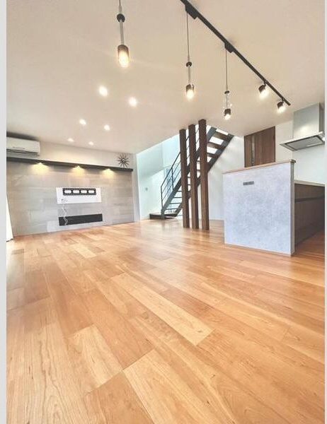 黒沢台3丁目戸建の居間・リビング