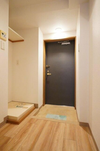 エスコート麻布十番の玄関