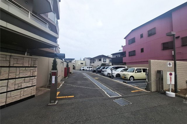 ルネ白鷺の駐車場|駐車場