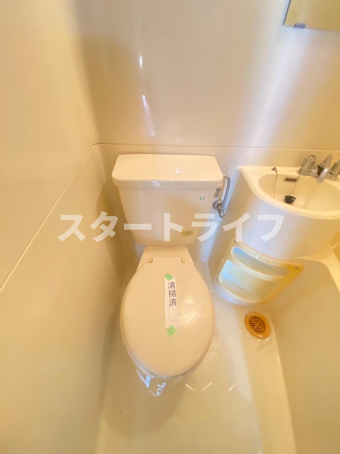 大阪市淀川区三国本町２丁目の賃貸マンションのトイレ