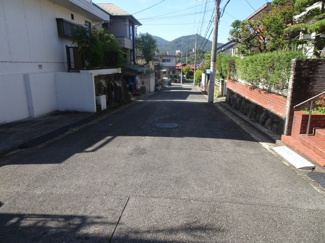 【前面道路含む現地写真】 | 川西市水明台1丁目5の48　建築条件無土地