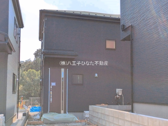 『八王子市新築戸建て』八王子市館町1796-3【仲介手数料無料】　２０期の外観|～仲介手数料無料☆八王子ひなた不動産～　八王子市館町　新築戸建て