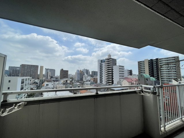 シティプラザ富士見町のバルコニー|2026.09.21撮影

現地ご見学希望・資料請求などお気軽にお問い合わせ下さい！
03-5990-5201