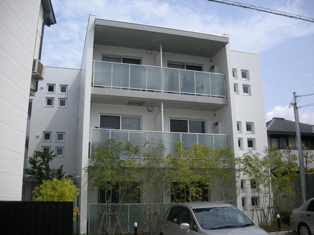 ＧＡＬＬＥＲＩＡ甲子園口