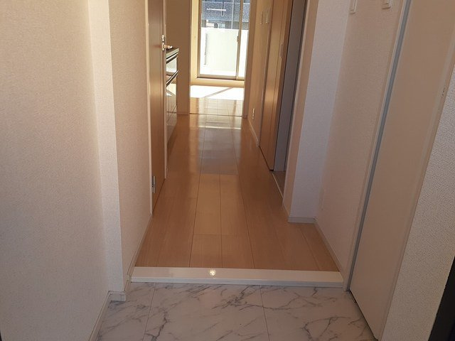 シンプルで使いやすい玄関です