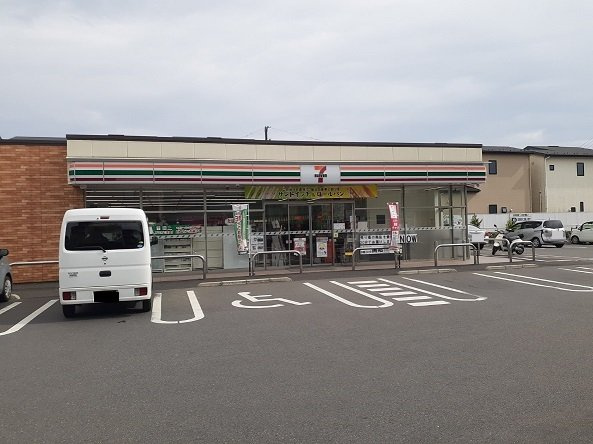 セブンイレブン　浦和瀬ケ崎店まで300m