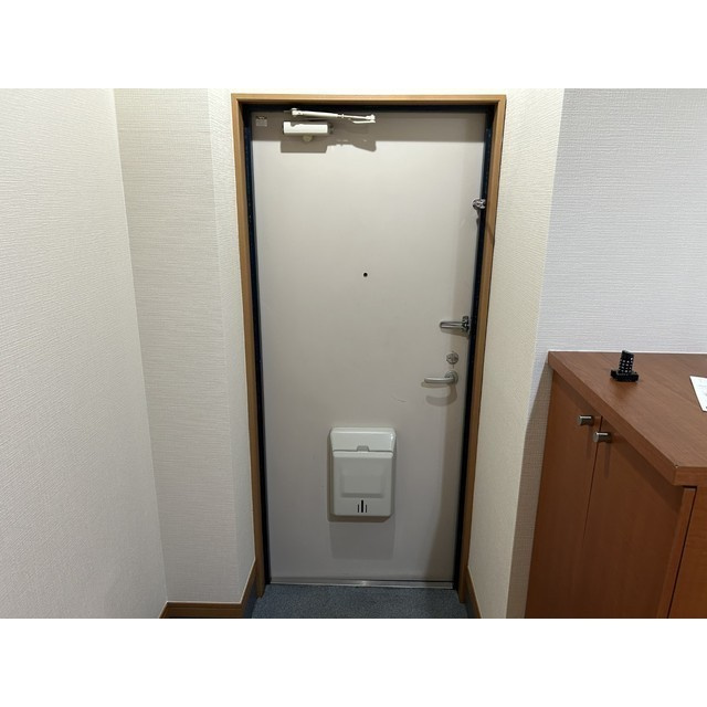 明るい玄関です