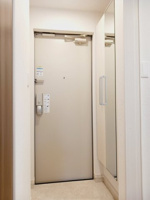 シンプルで使いやすい玄関です