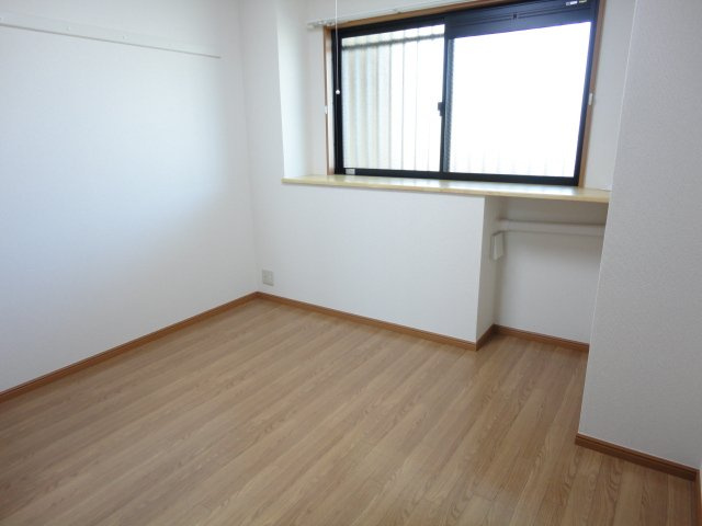 洋室５．３帖