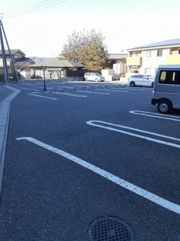 駐車場完備です