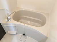 コンパクトで使いやすいお風呂です