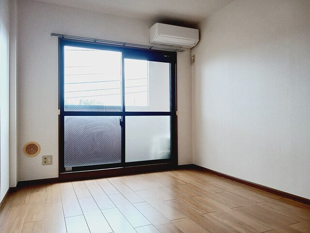 明るい室内です