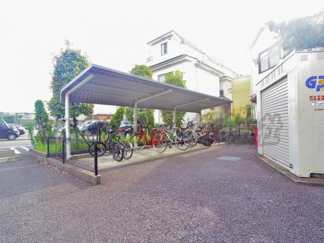 東久留米市下里３丁目の賃貸マンション