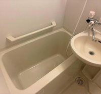 日々の疲れを癒すお風呂付です