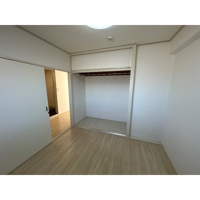 こちらの居間で趣味の時間をお楽しみください