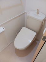 清潔感のあるトイレです