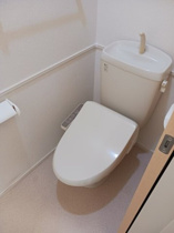 清潔感のあるトイレです