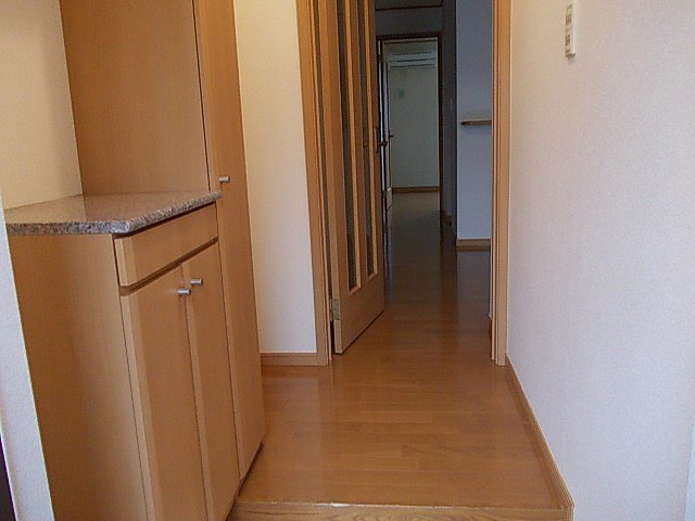 明るい玄関です