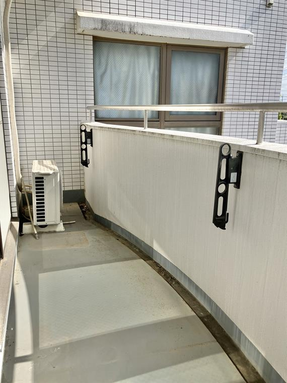 バルコニーがあります