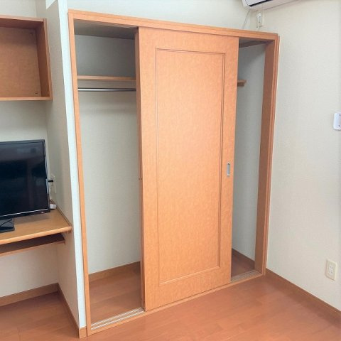 内装は落ち着いています