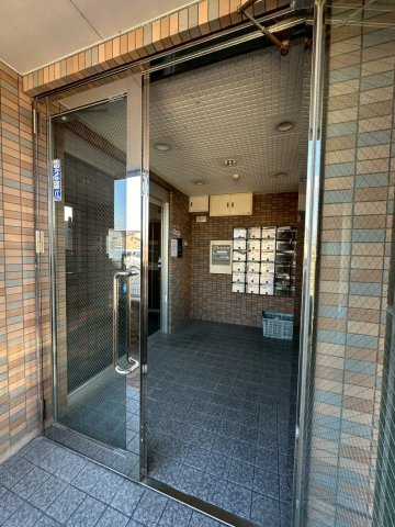 パークサイド小島のエントランス