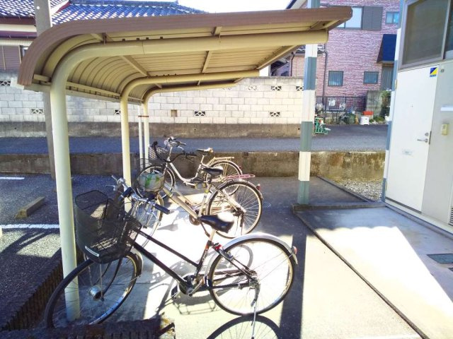 レオパレスラスタのその他|駐輪場
