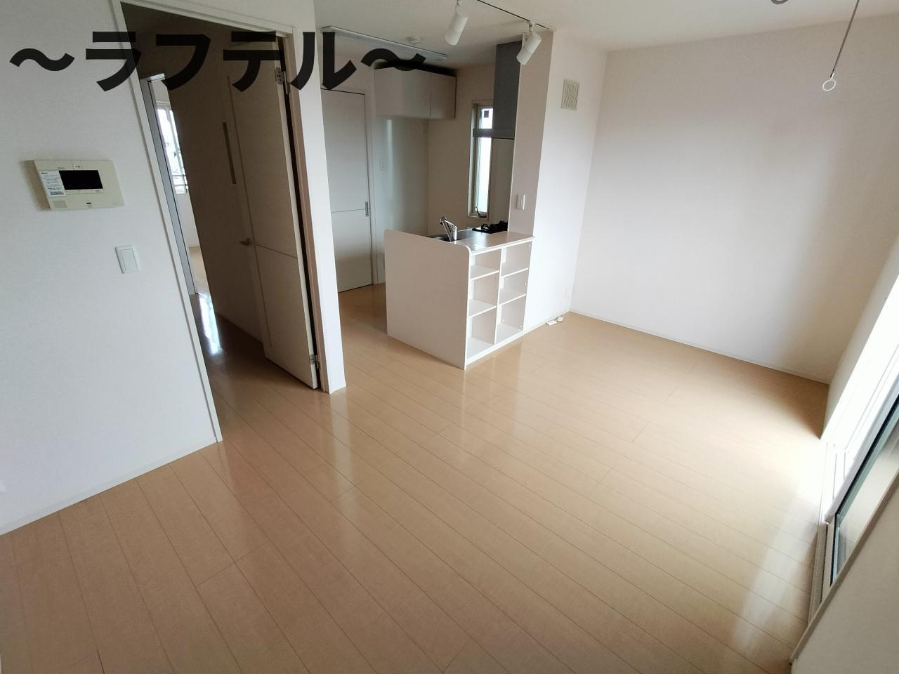 ネフェルタリの居間・リビング|別部屋イメージ写真