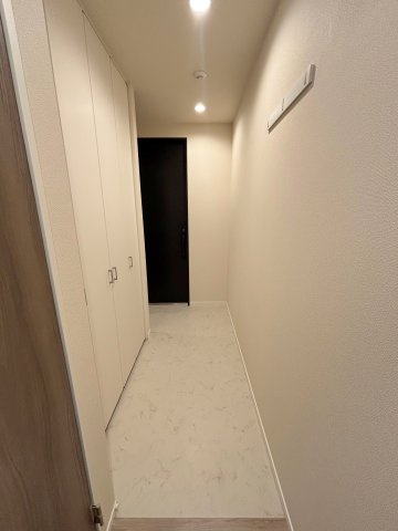 シャルマンSKJの玄関