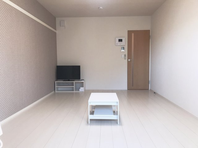 クレイノＷｉｌｌ　Ｃの居間・リビング|家具家電付きなので、引越しもラクラクです☆