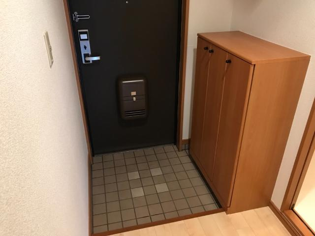 太宰府市御笠１丁目のアパートの玄関|玄関