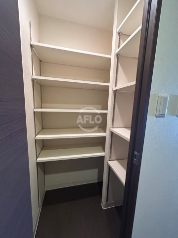 セイル淀屋橋の収納|セイル淀屋橋　シューズインクローゼット