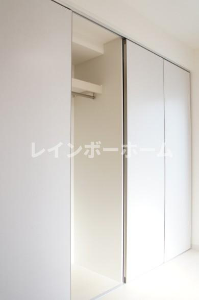 リブリ・ニソルの収納