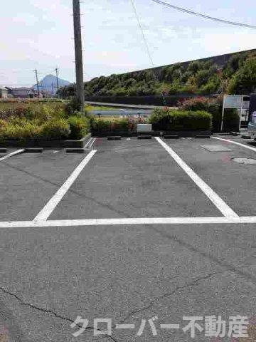 ひまわり　Ａの駐車場