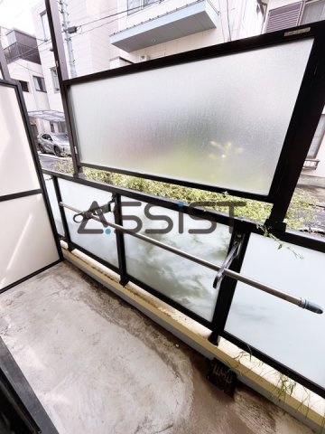 アクエリアス三軒茶屋のバルコニー