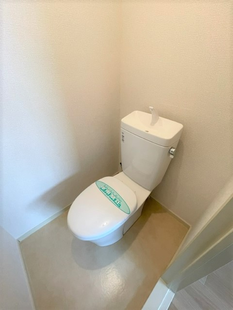清潔感のあるトイレです