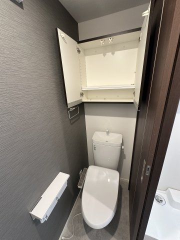 コンパクトで使いやすいトイレです