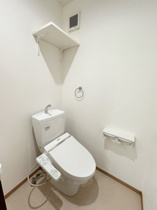 落ち着いたトイレです