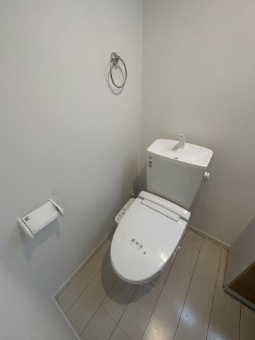 落ち着いたトイレです
