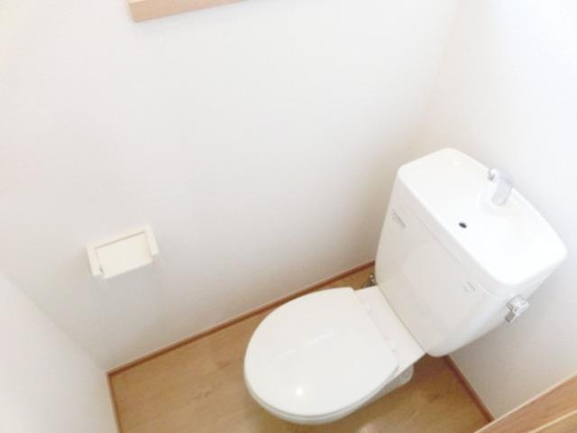 4REST11のトイレ|トイレ